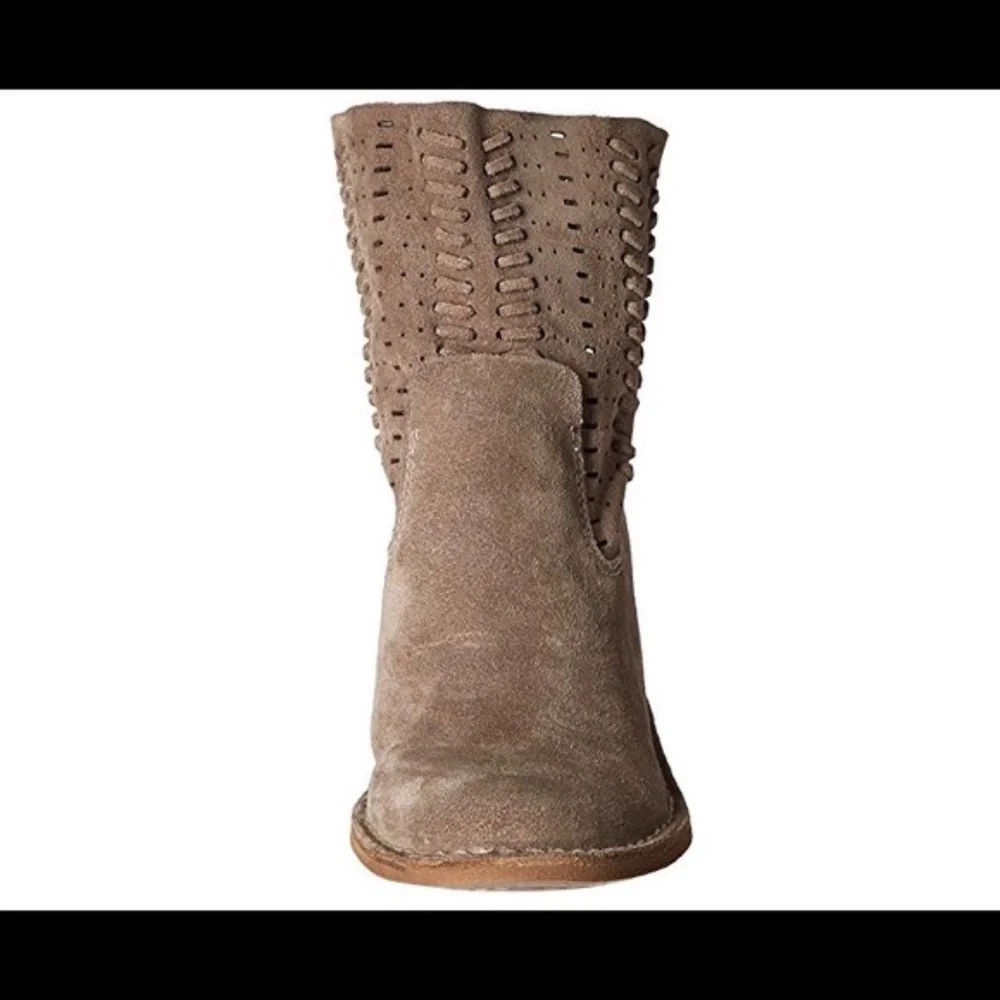 Dolce Vita Landon Booties Boots Suede Taupe size 10